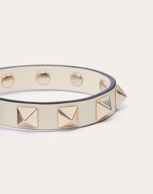 uren udpege Kæreste Rockstud Bracelet for Woman in Black | Valentino US