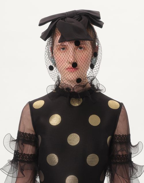  - Black/gold