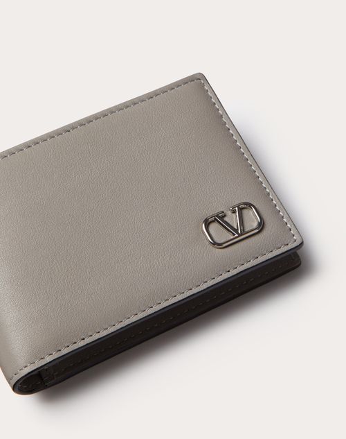 Valentino Garavani - Vlogo Signature Us Dollar Wallet - Pearl Gray - Man - Flap Wallets