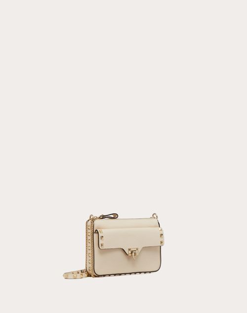 Grainy Calfskin Pouch With Rockstud Chain for Woman in Light Ivory 