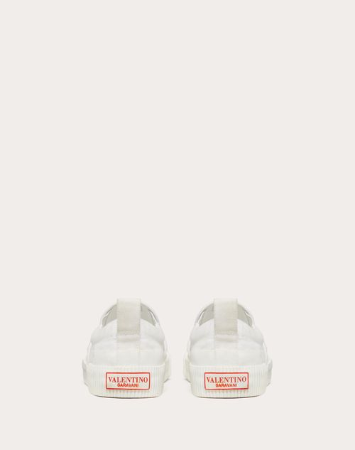  - White/ Black