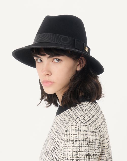 Valentino Garavani - Sombrero De Fieltro Vlogo Signature Con Cinta De Moiré - Negro - Mujer - Sombreros Y Guantes