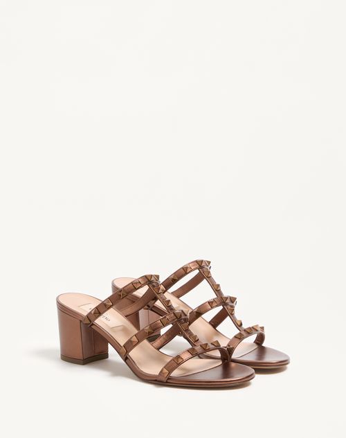 Valentino Garavani - Slider-sandalen Rockstud Aus Metallic-kalbsleder Mit 60 Mm-absatz - Bronze - Frau - Rockstud Sandals - Shoes