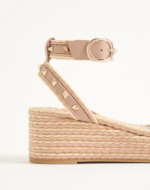 Valentino Garavani - Sandalo Flatform Rockstud In Vitello 45mm - Rose Cannelle - Donna - Espadrillas E Zeppe