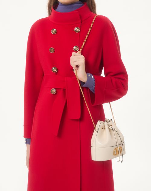 Valentino Garavani - Mini Bucket Bag In Nappa With Vlogo Signature Chain - Light Ivory - Woman - Valentino Garavani Vlogo Signature