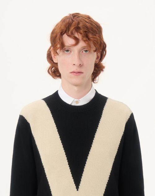 Valentino - Valentino Oxford Cotton Shirt With Vgold - White - Man - Shelf - Mrtw - Formalwear (refined Structures)