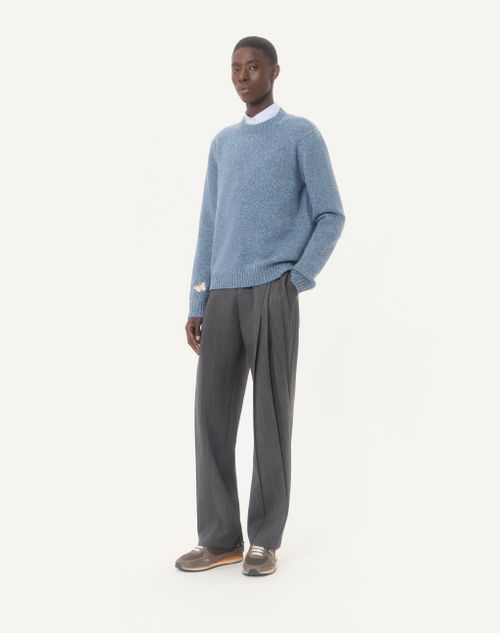 Valentino - Maglia Valentino In Lana Mouliné Con Patch Farfalla Ricamata - Avio - Uomo - Maglieria