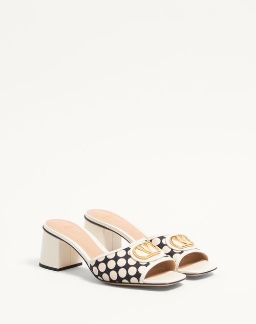  - Black/ivory