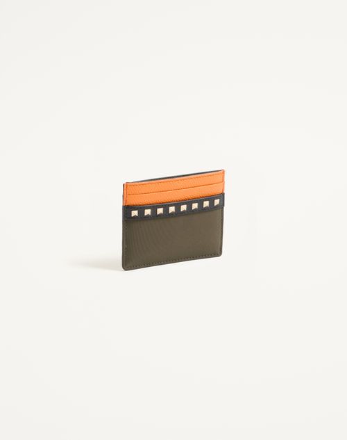 Valentino Garavani - Valentino Garavani Stud Up Cardholder In Nylon And Grainy Calfskin - Olive Green/orange - Man - Wallets And Small Leather Goods