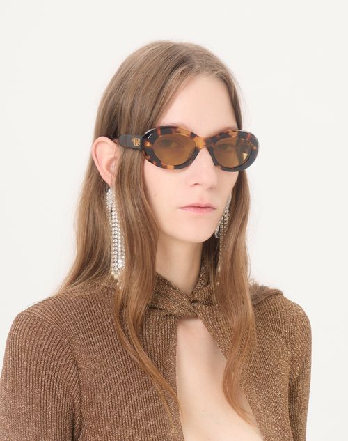 Valentino - Oval Acetate Eyewear - Havana/brown - Woman - Eyewear
