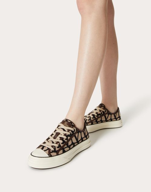 Valentino trainers hot sale womens sale