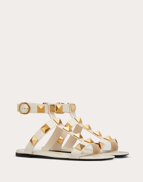 Valentino Garavani - Roman Stud Flat Calfskin Sandal - Light Ivory - Woman - Sandals