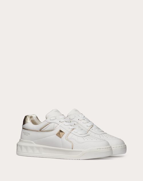 One Stud Low-top Calfskin Sneaker for Woman in White/platinium