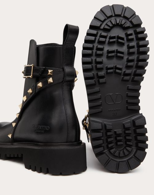 Valentino garavani store rockstud boots