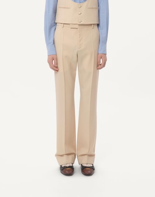 Valentino - PANTALONE IN GABARDINA DI LANA CON RISVOLTO - Burro - Uomo - Pantaloni E Shorts