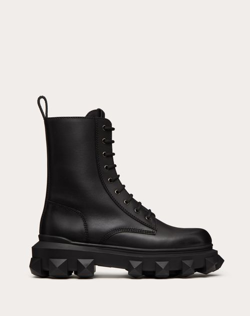 Valentino Garavani - Trackstud Calfskin Combat Boot - Black - Man - Boots