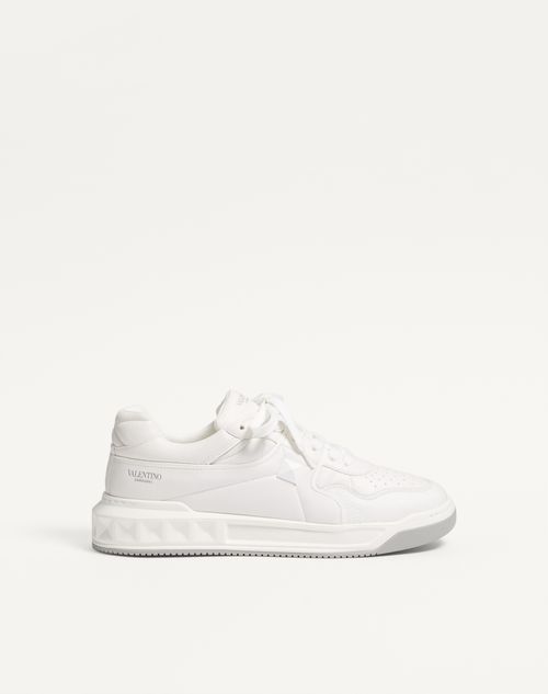 Valentino Garavani - One Stud Low-top Nappa Sneaker - White/white - Man - Sneakers