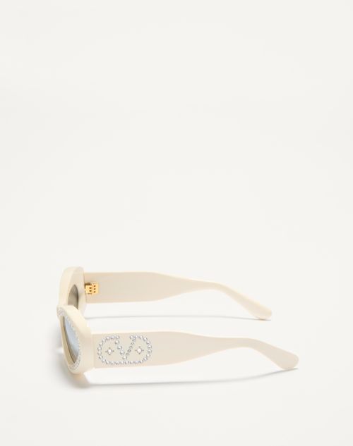  - Ivory/silver