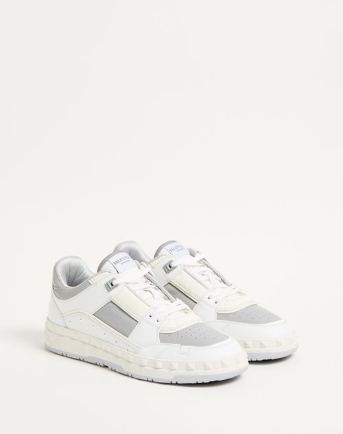 Valentino Garavani - Freedots Low-top Trainer In Calfskin - White/pastel Grey - Man - Trainers
