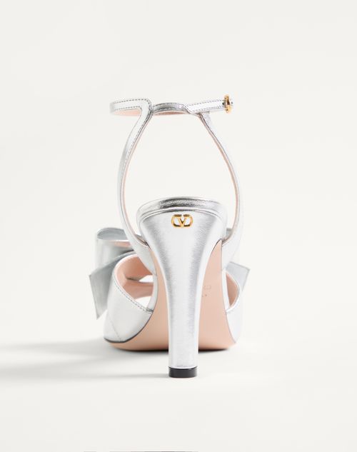 Valentino Garavani - Bowow Sandal In Laminated Nappa 95mm - Silver - Woman - Sandals