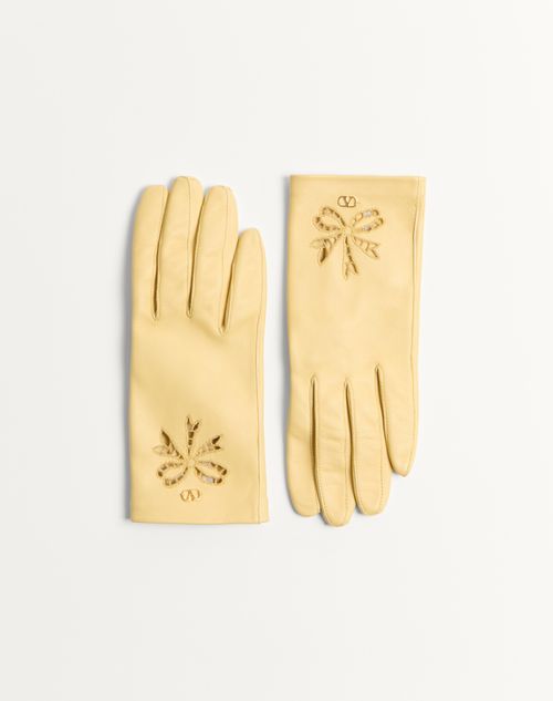 Valentino Garavani - Vlogo Signature Nappa Gloves - Butter - Woman - Hats And Gloves
