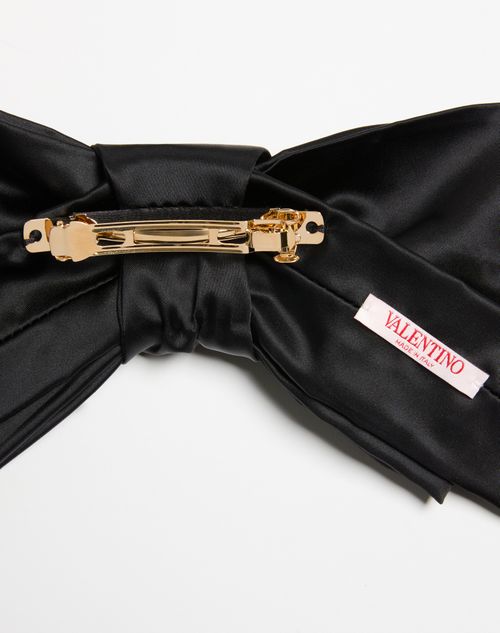 Valentino Garavani - Vlogo Signature Satin Bow Hairclip - Black/gold - Woman - Hair Accessories