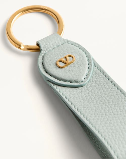 Valentino Garavani - Vlogo Signature Grainy Calfskin Key Ring - Sky Grey - Woman - Bag Charms And Keyrings