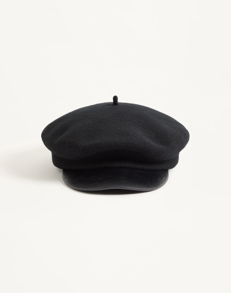 Valentino Garavani Women's Black/Gold Vlogo Signature Wool Beanie With Leather Visor Woman 58