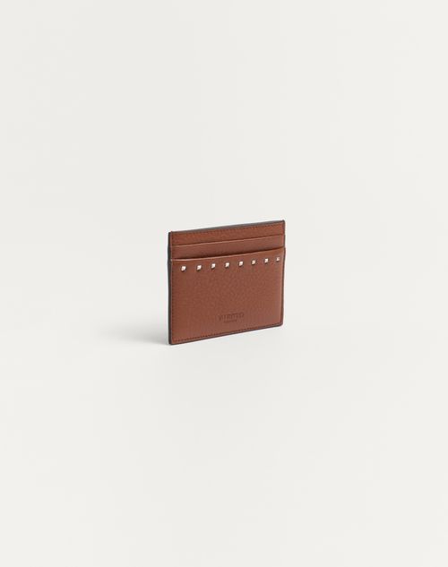 Valentino Garavani - Rockstud Grainy Calfskin Cardholder - Saddle Brown - Man - Wallets And Small Leather Goods