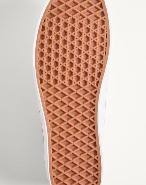 Valentino Garavani - Valentino Garavani And Vans Low-top Trainer In Valentino Vans Love Print Fabric - White - Man - Sneakers