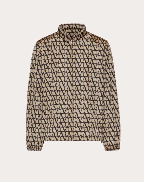 Valentino - NYLON WINDBREAKER WITH TOILE ICONOGRAPHE PRINT - Beige/black - Man - Outerwear
