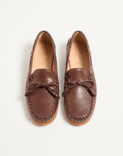 Valentino Garavani - Palm Avenue Buffalo Leather Boat Shoe - Bark Brown - Man - Loafers And Driver