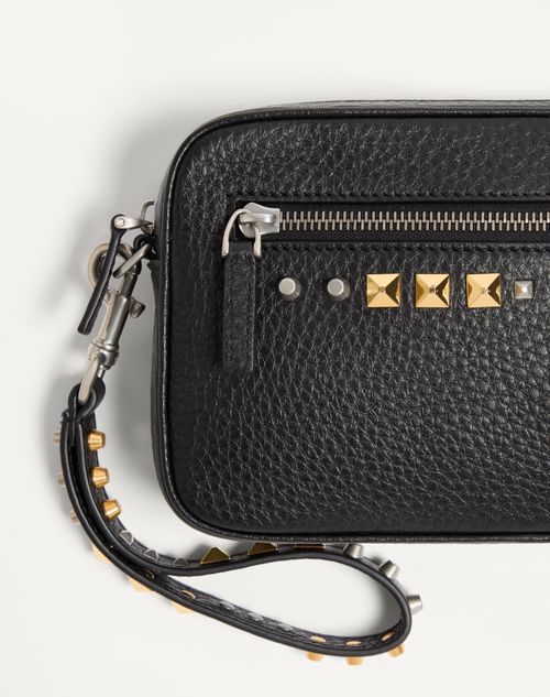 Valentino Garavani - ヴァレンティノ ガラヴァーニ ロックスタッズ グレインカーフスキン ポーチ - ブラック - メンズ - クラッチ＆ポーチ