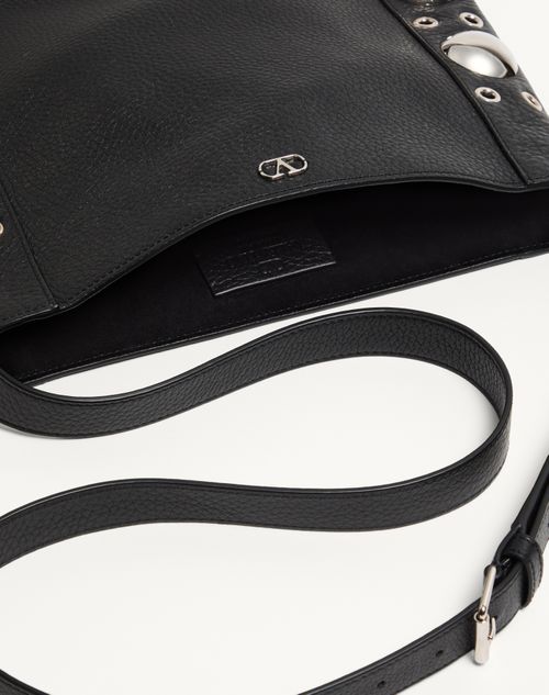 Valentino Garavani - Valentino Garavani Nellcôte Shoulder Bag In Grainy Calfskin With Fringes - Black - Man - Shoulder Bags