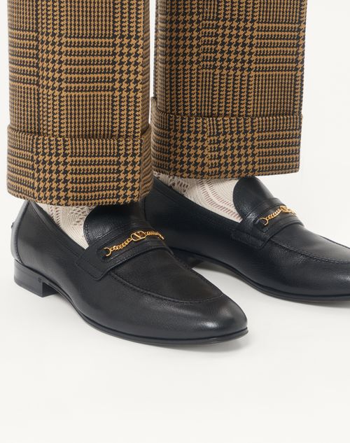 Valentino Garavani - Vlogo Signature Kidskin Moccasin - Black - Man - Loafers And Driver