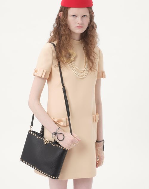 Valentino Garavani - Valentino Garavani Rockstud Small Shopping Bag In Grainy Calfskin - Black - Woman - Totes