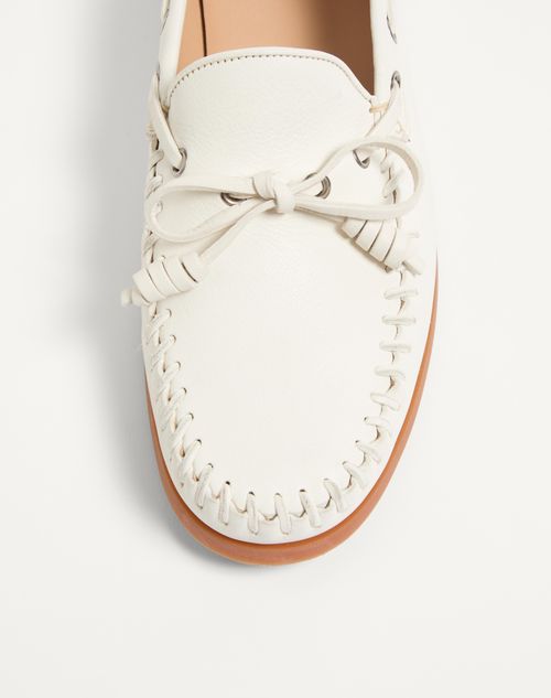 Valentino Garavani - Palm Avenue Buffalo Leather Boat Shoe - Ivory - Man - Loafers And Driver