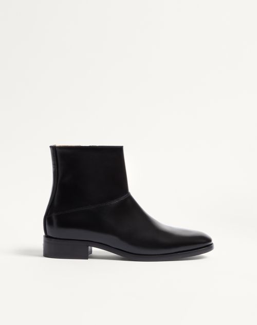 Valentino Garavani Pat Ankle Boots In Black