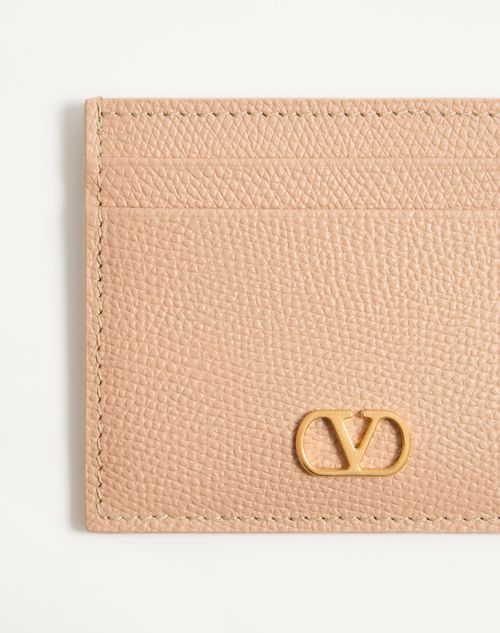 Valentino Garavani - Vlogo Signature Grainy Calfskin Card Holder - Rose Sand - Woman - Wallets And Small Leather Goods