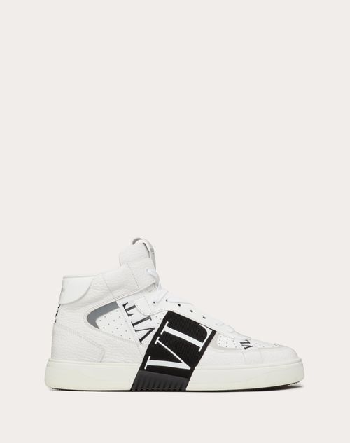  - White/ Black
