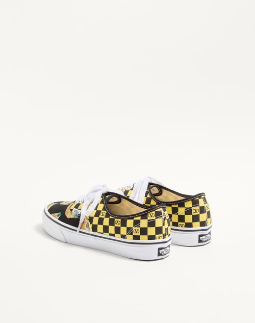 Valentino Garavani - Valentino Garavani And Vans Low-top Fabric Trainer With Vlogo Checkerboard Print And Le Chat De La Maison Print - Black/lemon - Man - Sneakers