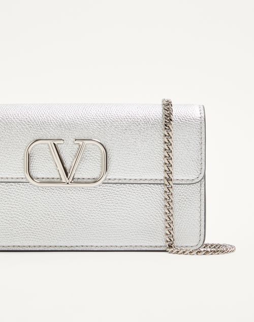 Valentino Garavani - Vlogo Signature Metallic Grainy Calfskin Wallet With Chain - Silver - Woman - Clutches