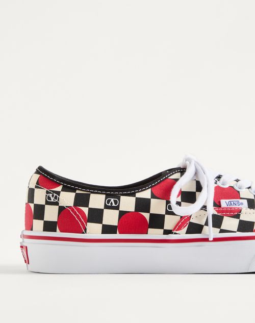 Valentino Garavani - Valentino Garavani And Vans Low-top Trainer In Fabric With Vlogo Checkerboard Print And Polka Dot Detail - Butter/black/rouge Pur - Man - Sneakers