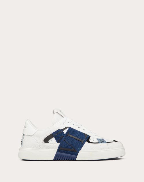Shop Valentino Garavani Low-top Vl7n Sneakers In Calfskin And Denim In Denim/white