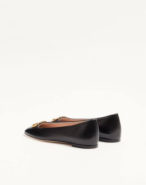 Valentino Garavani - Vlogo Signature Ballerina In Nappa - Black - Woman - Ballerinas