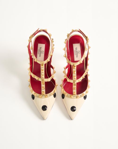 Valentino Garavani - Rockstud Pump With Plus De Pois Embroidery 100mm - Butter/black - Woman - Pumps