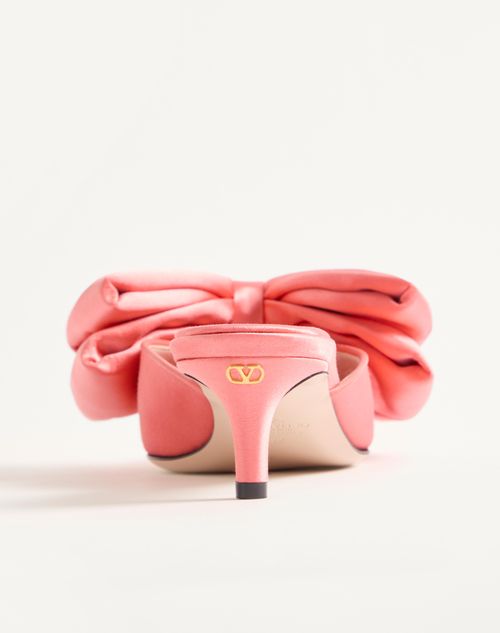 Valentino Garavani - Zapato Bajo Sin Talón Yolande De Satén Con Tacón De 45 mm - Salmón - Mujer - Salones