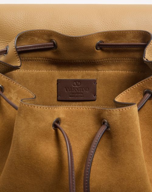 Valentino Garavani - Zaino Valentino Garavani Antibes In Suede - Havana Beige - Uomo - Zaini