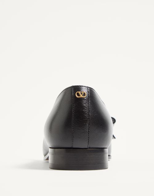 Valentino Garavani - Bowow Kidskin Ballerina - Black - Man - Loafers And Driver