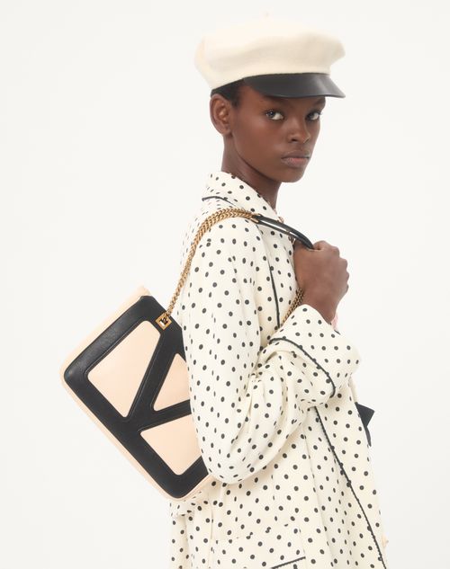 Valentino Garavani - Valentino Garavani Viva Superstar Small Nappa Leather Shopping Bag - Butter/black - Woman - Totes